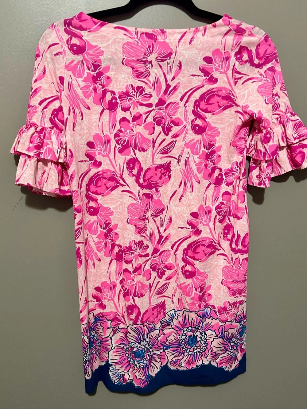 2️⃣ Lilly Pulitzer Pink & Blue Floral Dresses